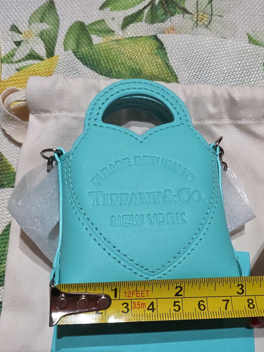 Tiffany & Co. Mini Heart Tote Charm in Tiffany Blue - Picture 7 of 8